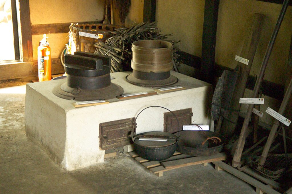 kamado-grill-history,-what-is-kamado