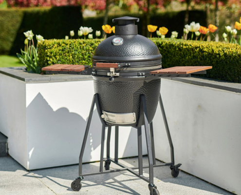 18" Garden‑Ready Hammered Black Kamado Grill With Wooden Side Panels & Mobile Stand 18" Garden‑Ready Hammered Black Kamado Grill With Wooden Side Panels & Mobile Stand