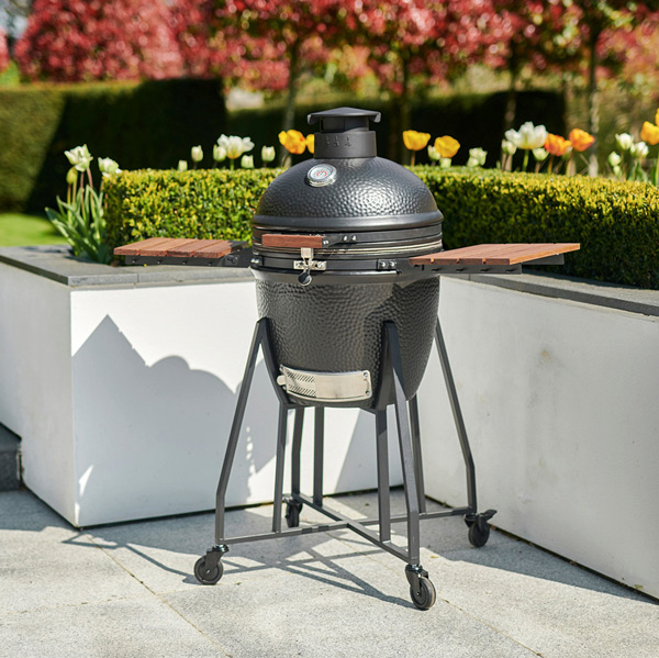 18" Garden‑Ready Hammered Black Kamado Grill With Wooden Side Panels & Mobile Stand 18" Garden‑Ready Hammered Black Kamado Grill With Wooden Side Panels & Mobile Stand
